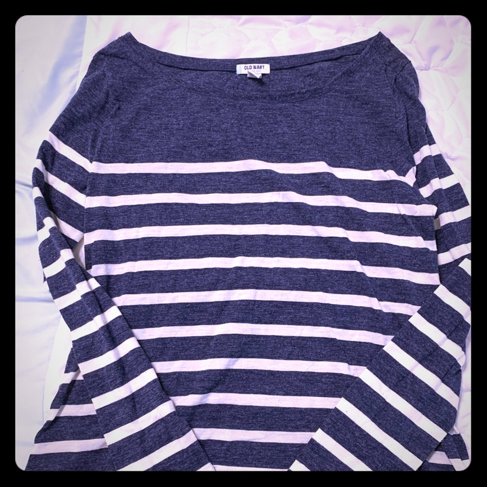 Old navy long sleeve shirt